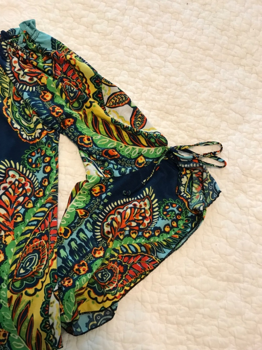 WinWin very colorful floral / paisley tie (bell) sleeve tunic (S-M) - Picture 11 of 16